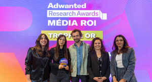 Visuel des Adwanted Research Awards 2026 illustrant la récompense Média ROI attribuée à Nestlé Purina, Pinterest et MarketingScan.